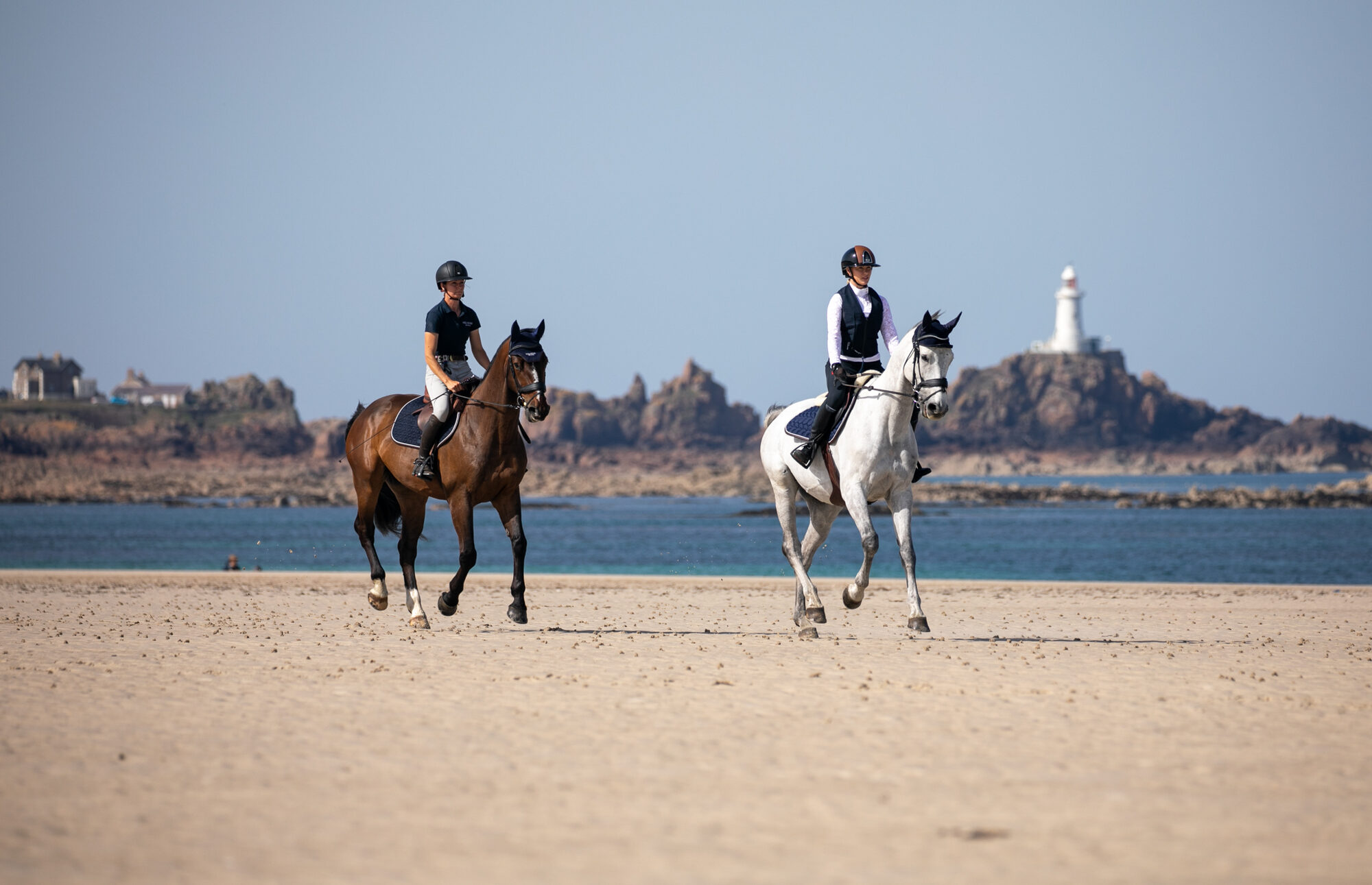 Riding on the Jersey coast, Hollybank Estate